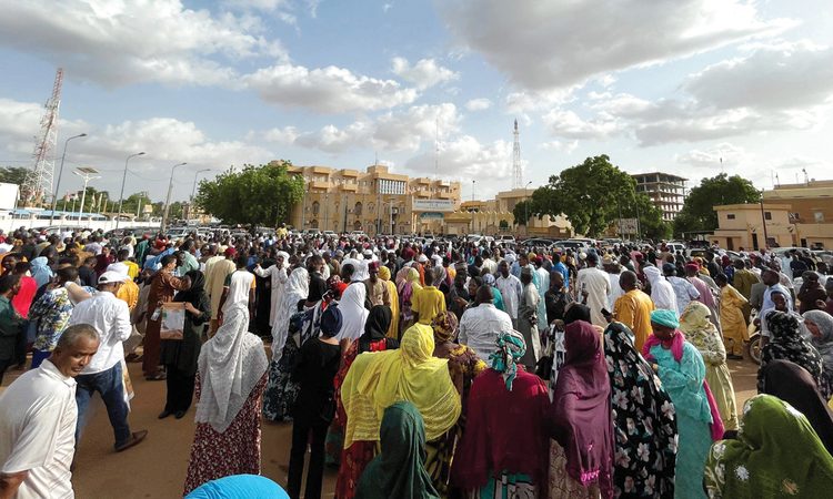 انقلاب عسكري في النيجر.. أرقام السفارة المصرية في نيامي لطلب المساعدة