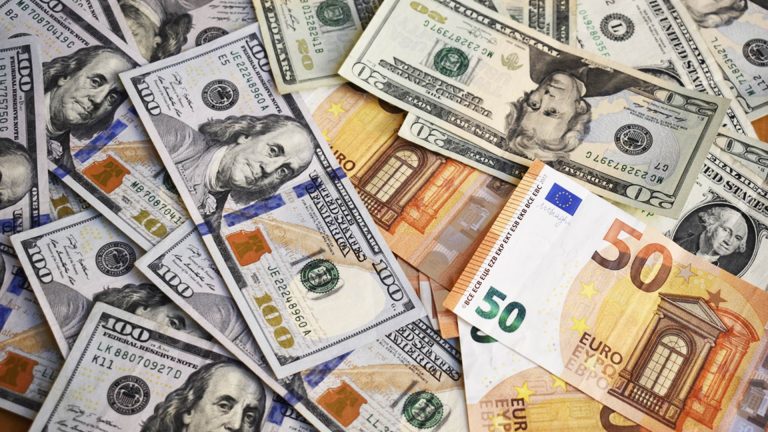 أسعار العملات العربية والأجنبية والذهب اليوم: ثبات سعر الدولار و الريال في السوق الموازية