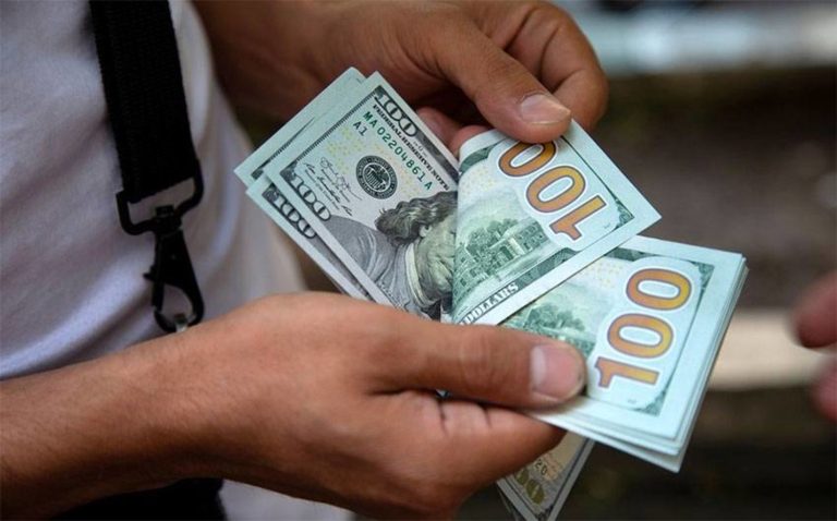 بعد تثبيت أسعار الفائدة.. أفضل 5 شهادات إدخار ووديعة دولارية للمصريين بالخارج