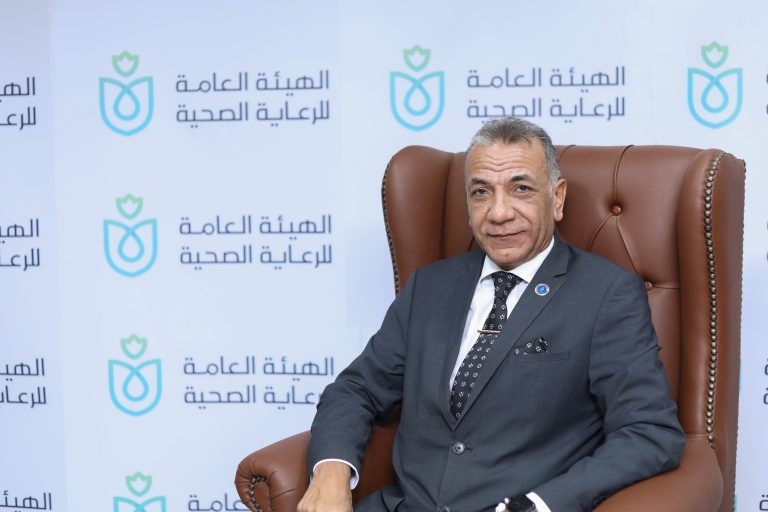 ألزمتهم بالدفع بالدولار.. «أطباء الأسنان» تبحث تعديل رسوم قيد الطلاب المصريين بالخارج