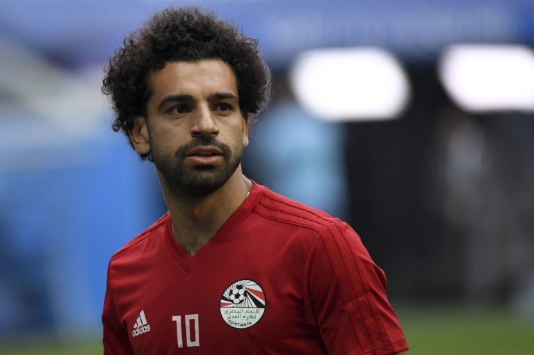 محمد صلاح يقود ليفربول أمام برايتون لاستعادة صدارة الدوري الإنجليزي