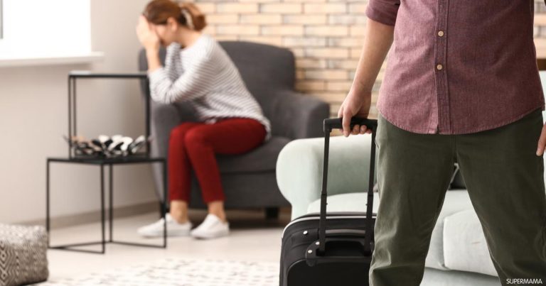 ما هو حكم هجر الزوج لزوجته للعمل بالخارج؟.. وأقصى مدة لتركها في مصر؟