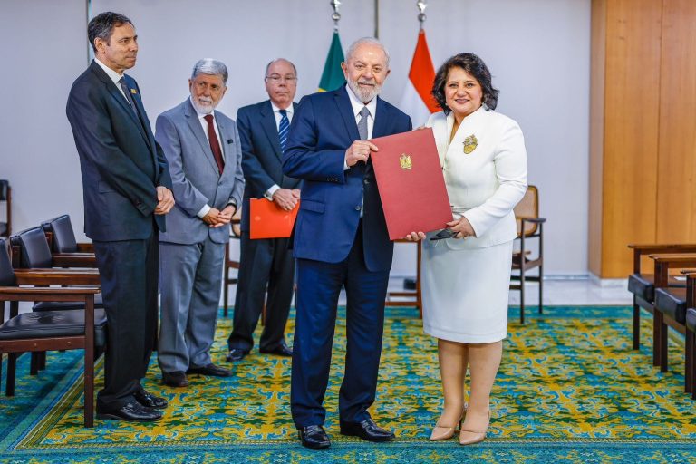 السفيرة المصرية بالبرازيل لـ«وصال»: اللغة أكبر عائق أمام استقدام المصريين للعمل