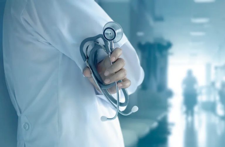 بدءًا من الغد.. إطلاق أكبر مسح صحي للأمراض غير المعدية للمواطنين والمقيمين فى سلطنة عمان
