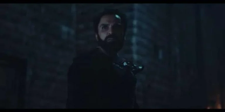 مصري أمريكي وشارك في أفلام هوليود.. من هو سامي الشيخ الرجل الثاني في «الحشاشين»؟