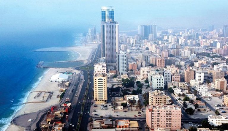 لسوء الأحوال الجوية.. العمل عن بُعد لموظفي حكومة عجمان غدًا