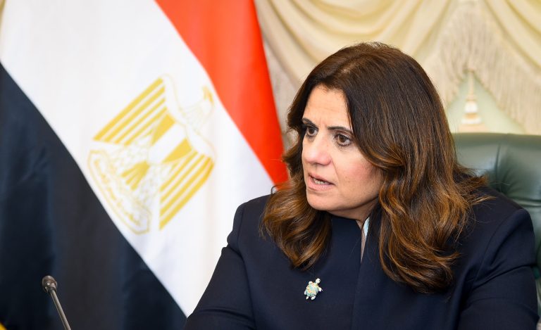 بيان عاجل من «الهجرة» بشأن غرق مصريين في مركب هجرة غير شرعية باليونان.. التفاصيل