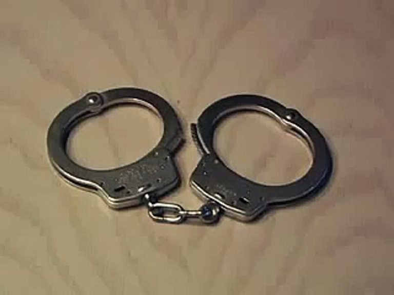 القبض على 3 مصريين لتروجيهم حملات حج وهمية في السعودية