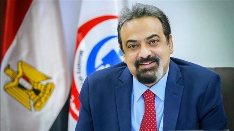 «الصحة» ترشح 218 طبيبًا مصريًا للدراسة والتدريب في الخارج.. التفاصيل
