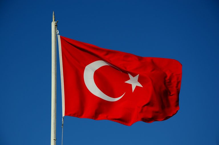 بعد مقتل الطبيبة المصرية هل أصبحت تركيا وجهة غير آمنة للمصريين والعرب؟.. ضحايا العنصرية يروون مأساتهم