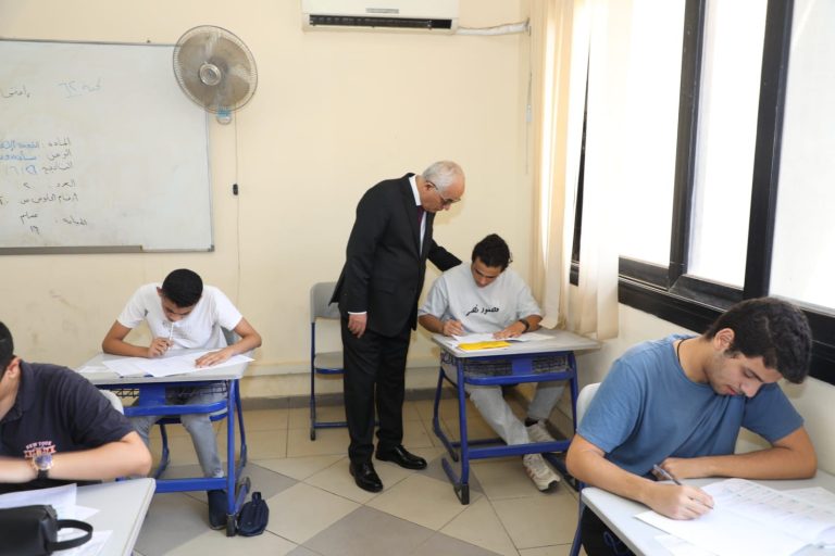 لو عاوز تسافر.. فرص للهجرة لأمريكا لطلاب مدارس «STEM»