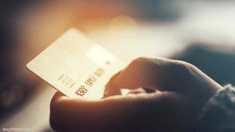 ليس الأول.. الأعطال التقنية تعاود الفتك بأنظمة البنوك العالمية