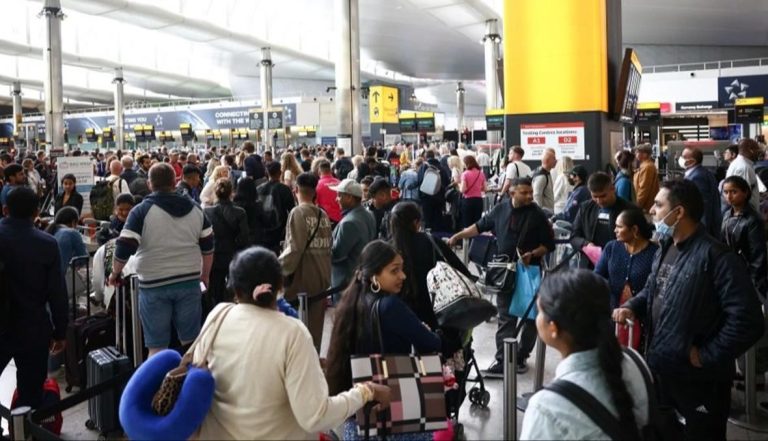 بدءًا من الغد.. تعديل مواعيد الرحلات من وإلى بيروت عبر «طيران الشرق الأوسط»