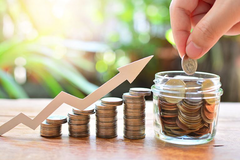 «لو بتفكر تستثمر».. أعرف أبرز الخدمات المقدمة من وحدة رعاية المستثمرين المصريين بالخارج