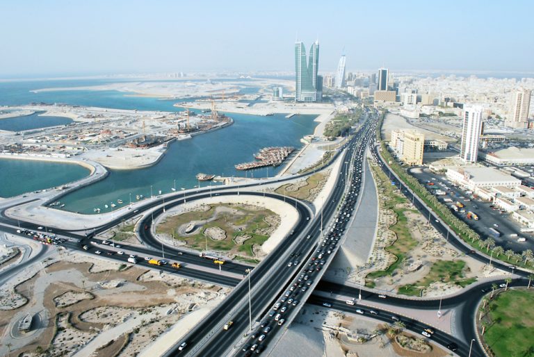 غلق مسارات مرورية في البحرين حتى يوم الأحد المقبل.. تعرّف عليها