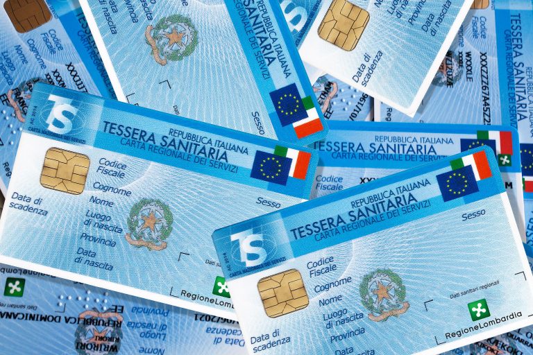 كل ما تود أن تعرفه عن شهادة الوضع العائلي في إيطاليا