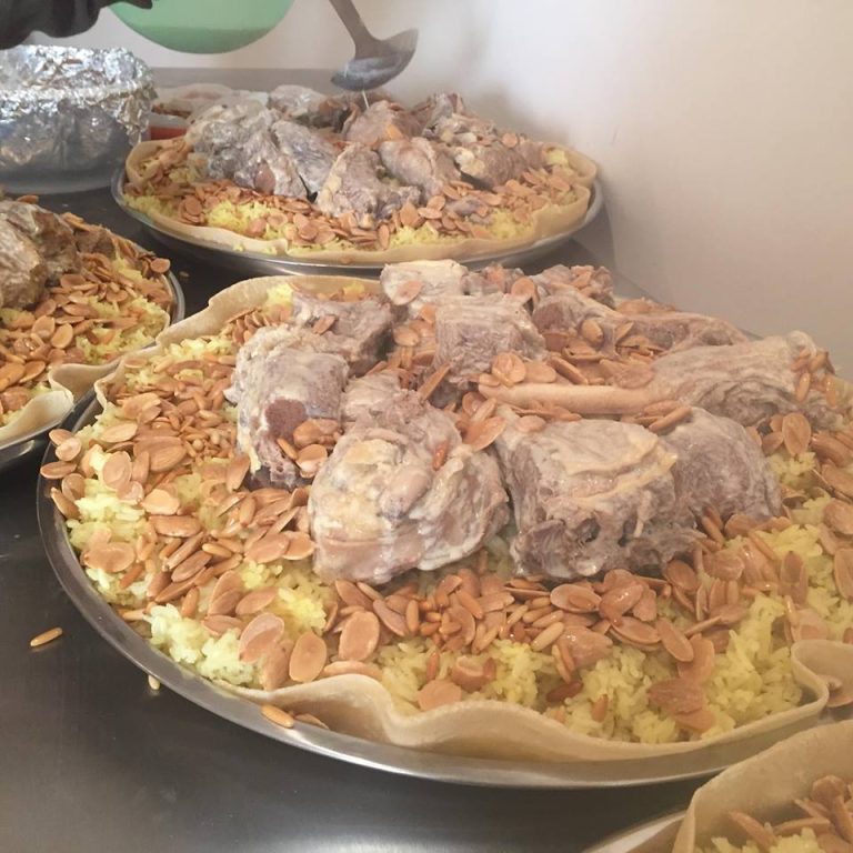 بالخطوات طريقة عمل المنسف الإماراتي.. استمتع بألذ طعم
