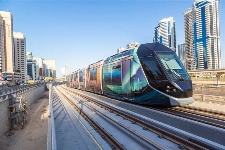 تعديل ساعات تشغيل مترو دبي خلال عطلة نهاية الأسبوع لهذا السبب