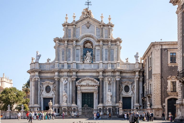 إيطاليا.. فرصة تطوعية ممولة بالكامل مع إقامة وتأشيرة شنجن 2025