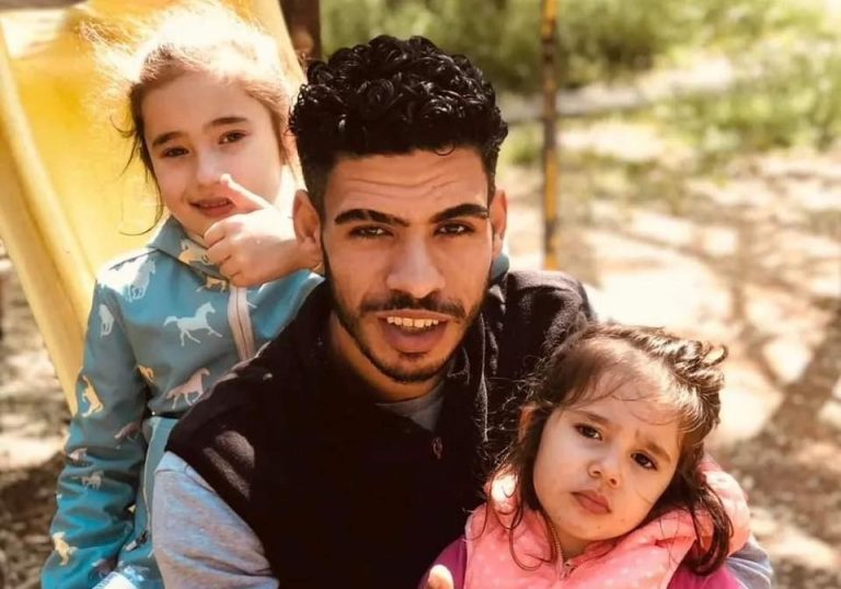 السويسي يهاجم عمرو بيلا: بياخد 40 ألف في الإعلان وهارب من الضرائب.. والأخير يرد: هرفع عليك قضية