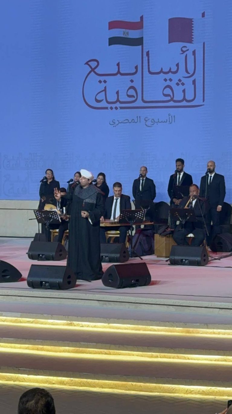 بالفيديو.. محمود التهامي يتألق ويبهر الحضور خلال الأسبوع الثقافي المصري بقطر