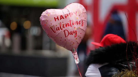 Happy valentine day.. أجمل عبارات تهنئة عيد الحب 2025 للأحباب والأزواج باللغة العربية والإنجليزية