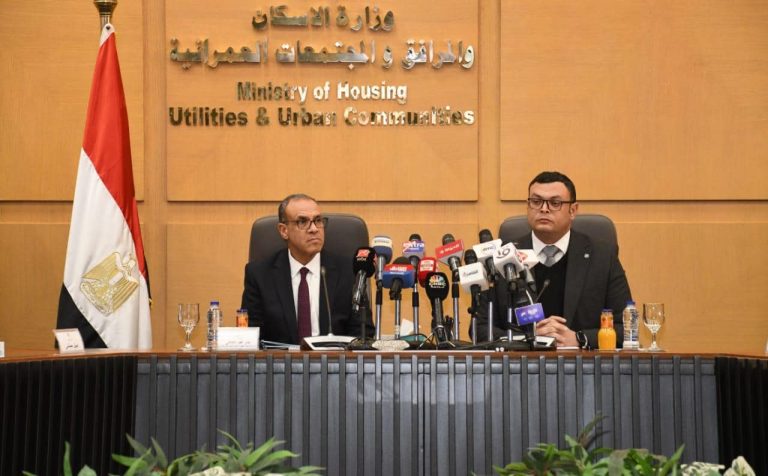 وزير الإسكان: إقبال كبير من المصريين بالخارج على حجز وحدات مبادرة “بيتك في مصر”