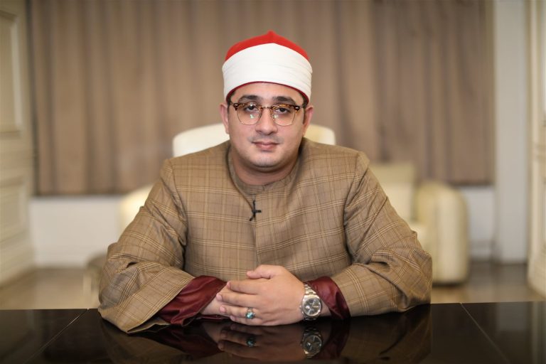 تصل لـ150 ألفًا.. ننشر قائمة أجور المقرئين في مصر بعد أزمة عزاء الشيخ محمود الشحات أنور