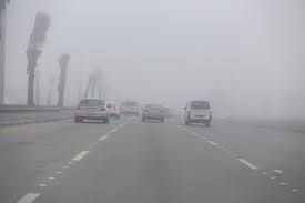 أمطار وضباب