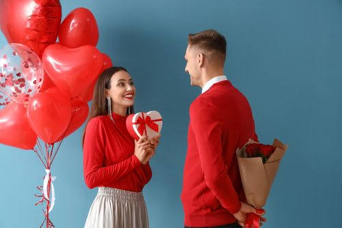 Happy valentine day.. أجمل عبارات تهنئة عيد الحب 2025 للأحباب والأزواج باللغة العربية والإنجليزية