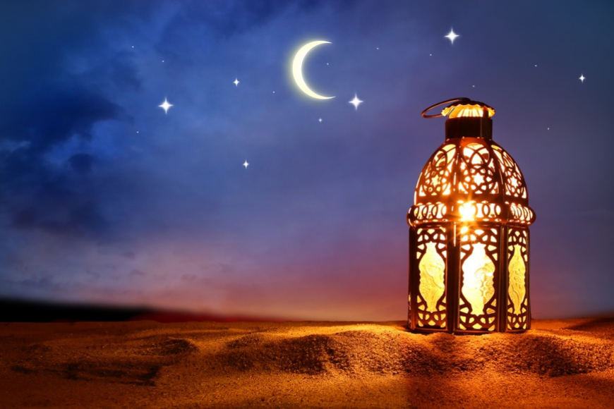 بالفقرات كاملة.. إذاعة مدرسية عن الصيام في شهر رمضان المبارك 