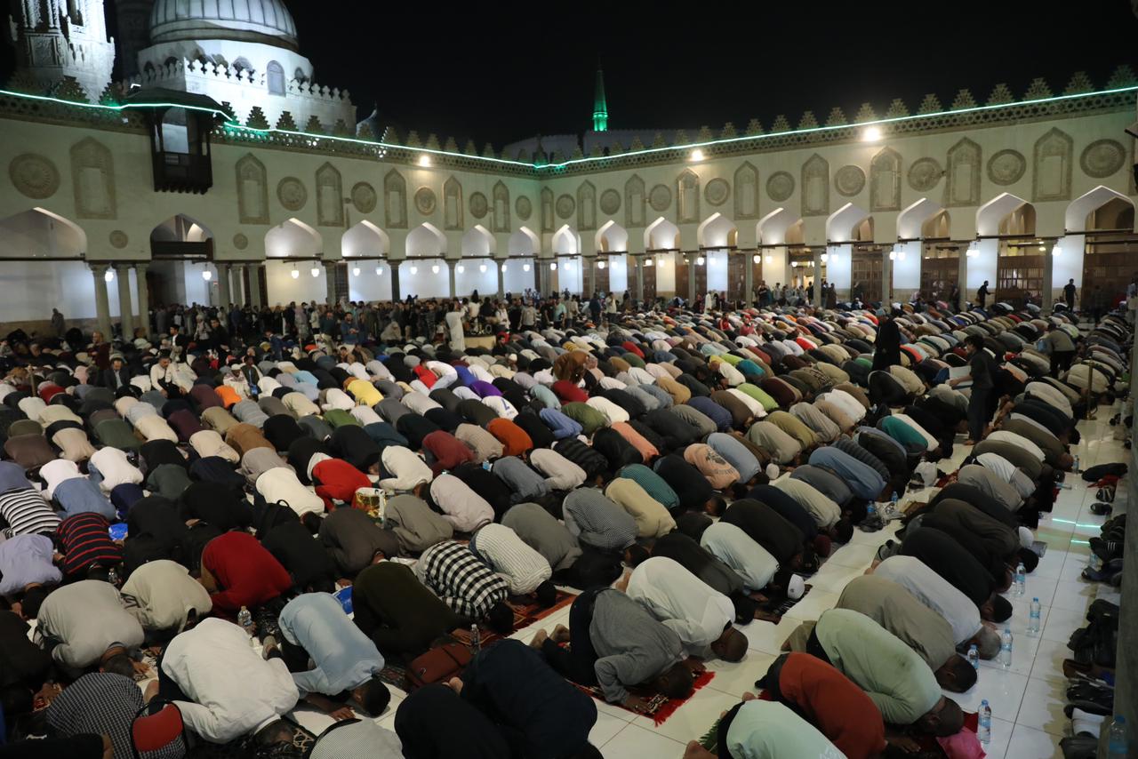 موعد بداية العشر الأواخر من رمضان 2025 بالتاريخ الميلادي وشروط وأماكن الاعتكاف في المساجد بمصر