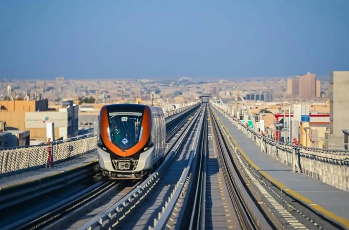 قطار الرياض والحافلات