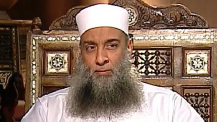 جنازة أبو إسحاق الحويني.. هل سيدفن الشيخ الحويني في مسقط رأسه بكفر الشيخ أم قطر؟