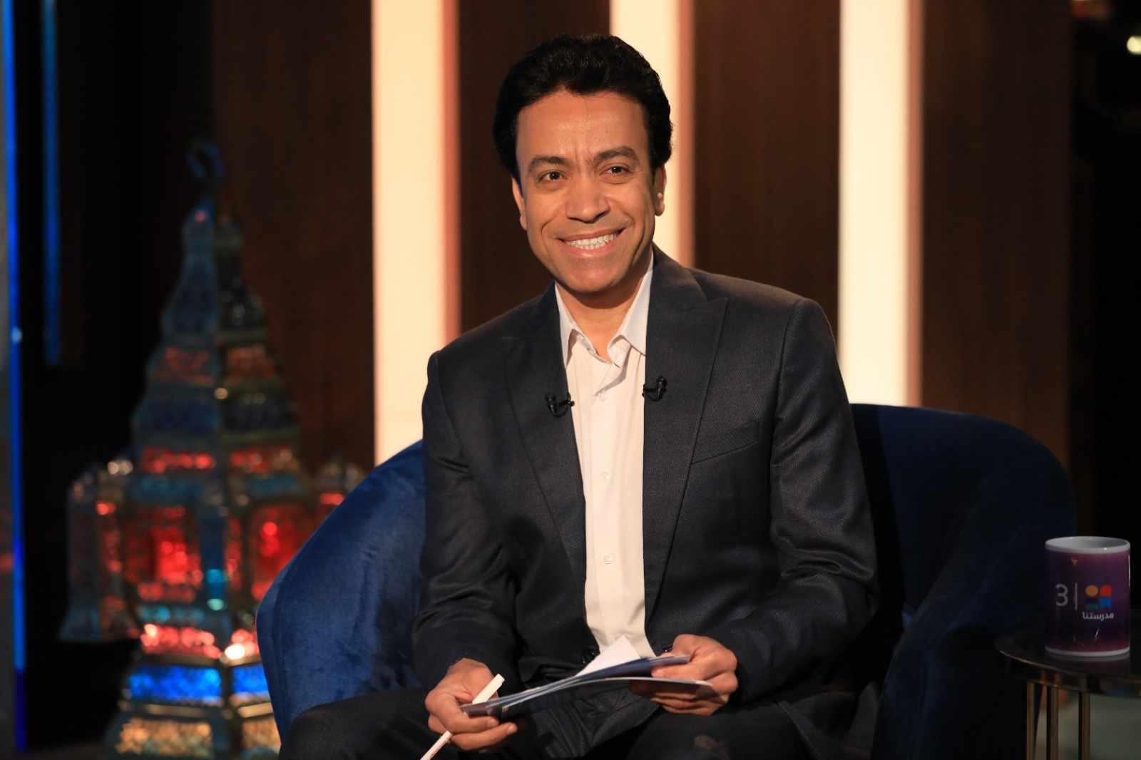 مشاهدة برنامج قطايف.. تفاصيل برنامج سامح حسين الرمضاني على اليوتيوب للتوعية الاجتماعية