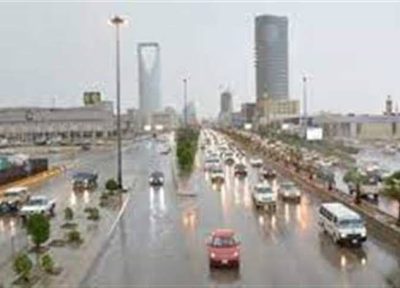 أمطار رعدية غزيرة