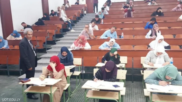 ليبيا: استئناف الدراسة والامتحانات بجامعة طرابلس غدًا الأربعاء