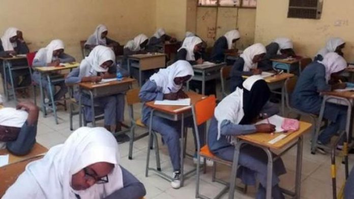 رابط مباشر.. خطوات الاستعلام نتيجة الشهادة السودانية 2025 برقم الجلوس ونسب النجاح وأسماء الأوائل