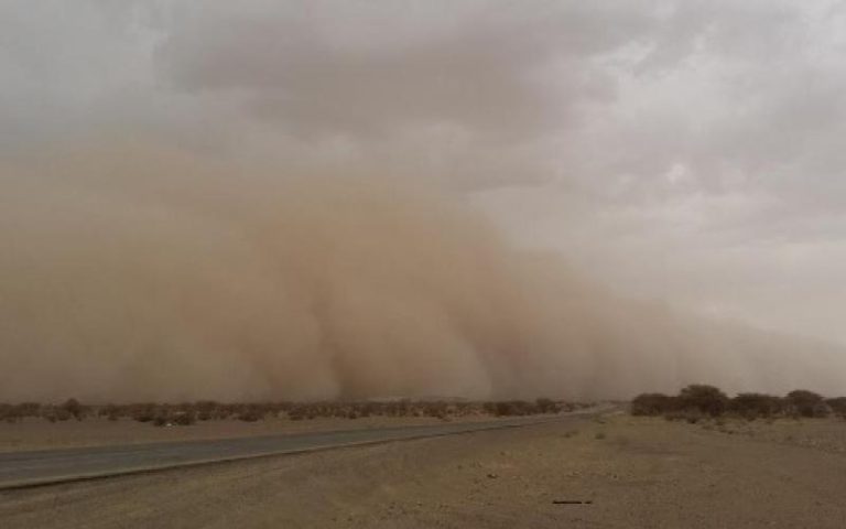 موجات غبار تضرب قطر في عطلة نهاية الأسبوع.. 4 نصائح لتجنب المخاطر