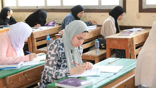 رابط تحميل مفاهيم الأحياء للثانوية العامة 2025 PDF بالعربي والإنجليزي والفرنسي لطلاب نظام Open Book