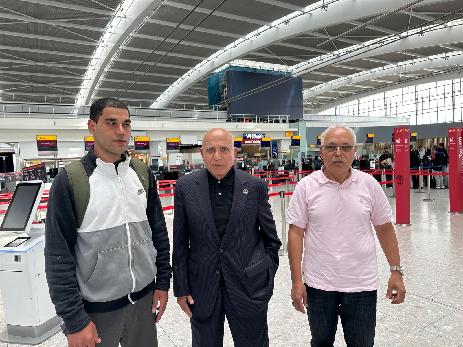 بعد عام من المعاناة.. شاب مصري يتوسل للعودة إلى وطنه بعد فشل رحلة الهجرة غير الشرعية 3 بعد عام من المعاناة.. شاب مصري يتوسل للعودة إلى وطنه بعد فشل رحلة الهجرة غير الشرعية IMG 20250529 WA0172 بعد عام من المعاناة.. شاب مصري يتوسل للعودة إلى وطنه بعد فشل رحلة الهجرة غير الشرعية