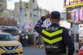 المرور الأردني يدعو لإزالة الملصقات