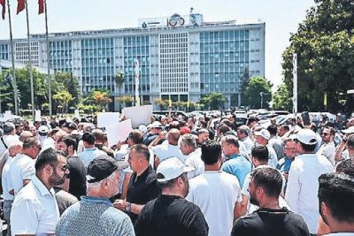 إضراب النقل العام
