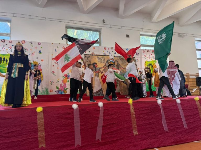 بحضور مسؤولين إيطاليين والقنصل المصري.. احتفالية ثقافية بمدرسة نجيب محفوظ في ميلانو