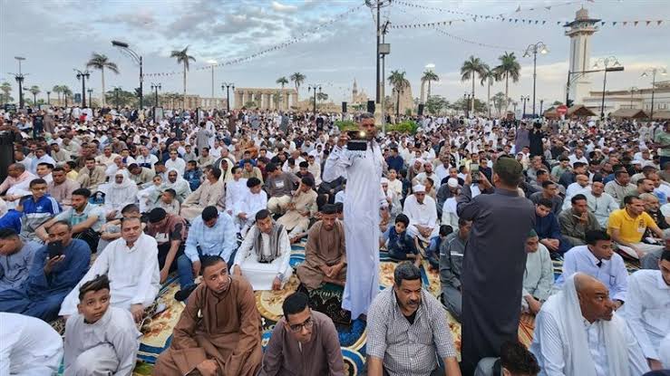 موعد صلاة عيد الأضحى 2025 في مصر وصيغة تكبيرات العيد الكبير مكتوبة 1 موعد صلاة عيد الأضحى 2025 في مصر وصيغة تكبيرات العيد الكبير مكتوبة موعد صلاة عيد الأضحى 2025 في مصر وصيغة تكبيرات العيد الكبير مكتوبة