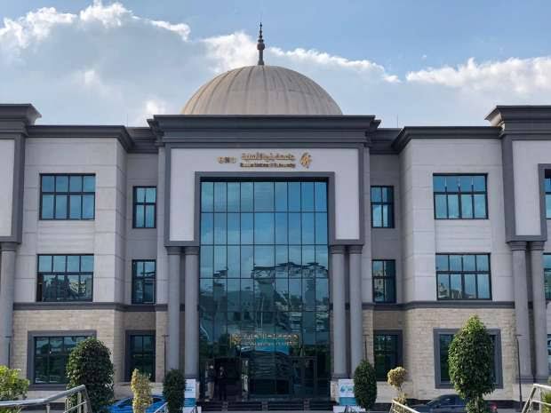 مؤشرات تنسيق الجامعات الأهلية 2025.. الحد الأدنى للقبول في كليات الطب والهندسة والإعلام والعلاج الطبيعي 