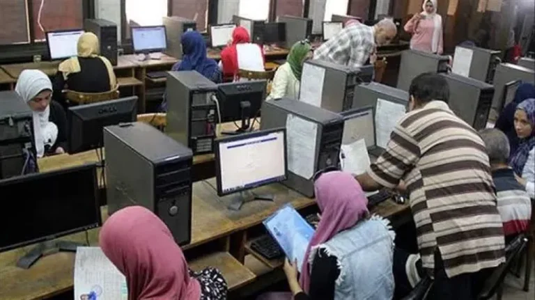 موعد تنسيق المرحلة الثالثة 2025.. الحد الأدنى للقبول في تنسيق الكليات لطلاب الثانوية العامة 2025 علمي