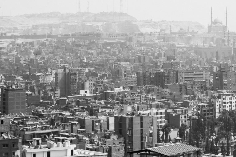 آخر أخبار قانون الإيجار القديم 2025.. قيمة زيادة الإيجارات بعد تصديق الرئيس رسميًا وموعد إخلاء المباني السكنية