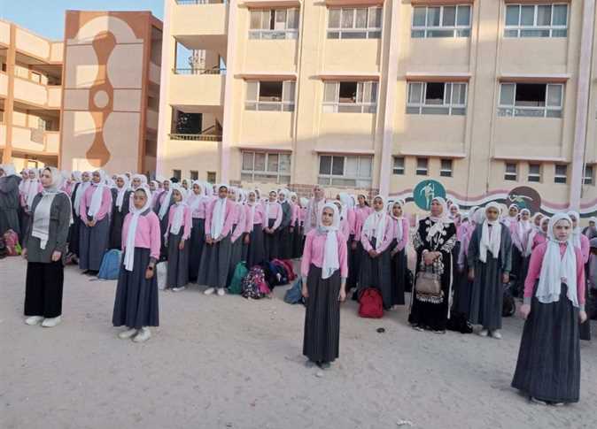 موعد بداية العام الدراسي الجديد 2026 للجامعات والمدارس.. الخريطة الزمنية لمواعيد الدراسة والامتحانات والإجازات