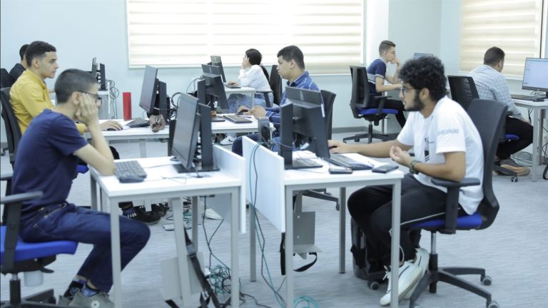 قائمة كليات ومعاهد تنسيق المرحلة الثالثة 2025 علمي وأدبي وخطوات تسجيل الرغبات إلكترونيًا